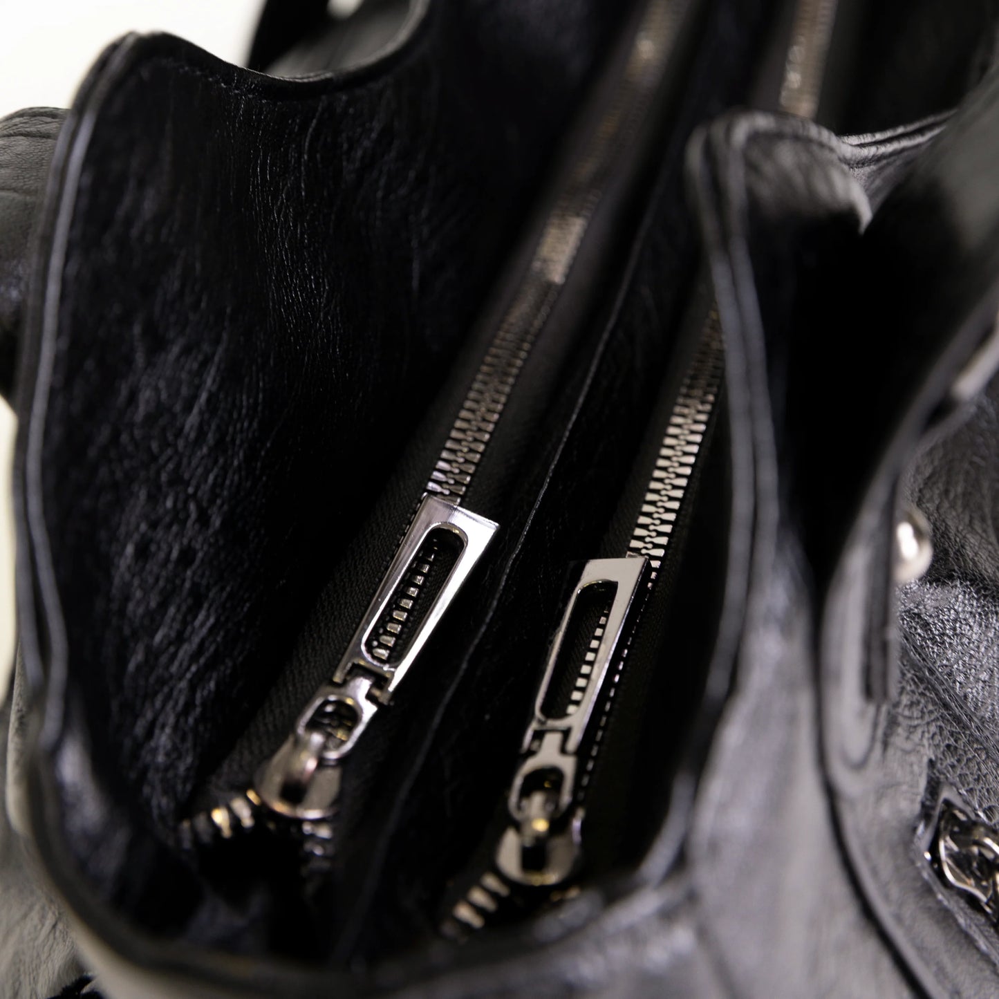 Luxury Redefined: Clabihim Ange Premium Italian Leather Bag