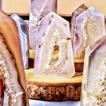 Luxury Natural Geode Agate Crystal Point – Unique Gemstone Décor & Jewelry Gift